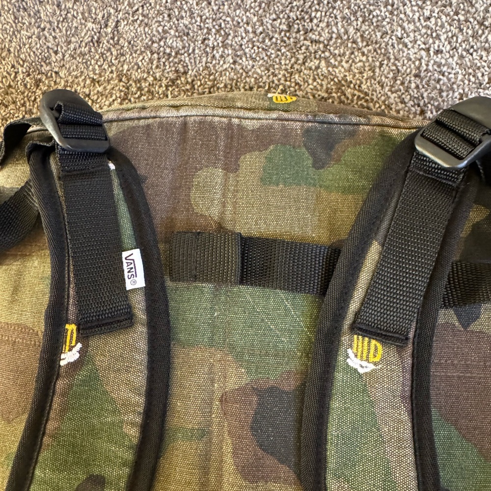 Vans Green Camouflage Backpack with Beer Mug Design - Picture 12 of 12